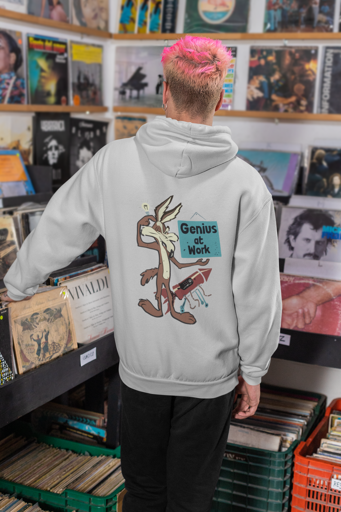 WILE E. COYOTE : GENIUS AT WORK | Unisex Hoodie