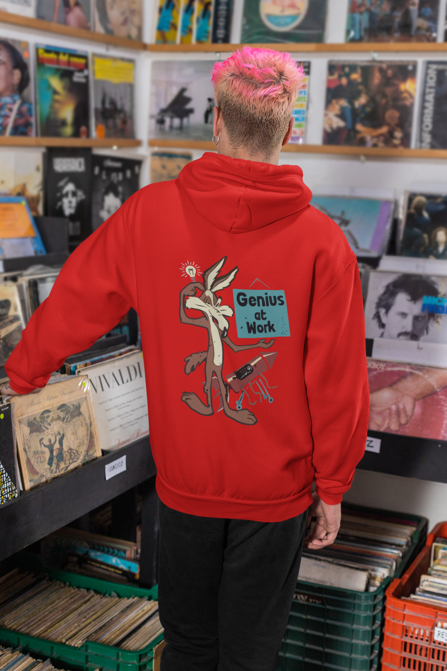 WILE E. COYOTE : GENIUS AT WORK | Unisex Hoodie