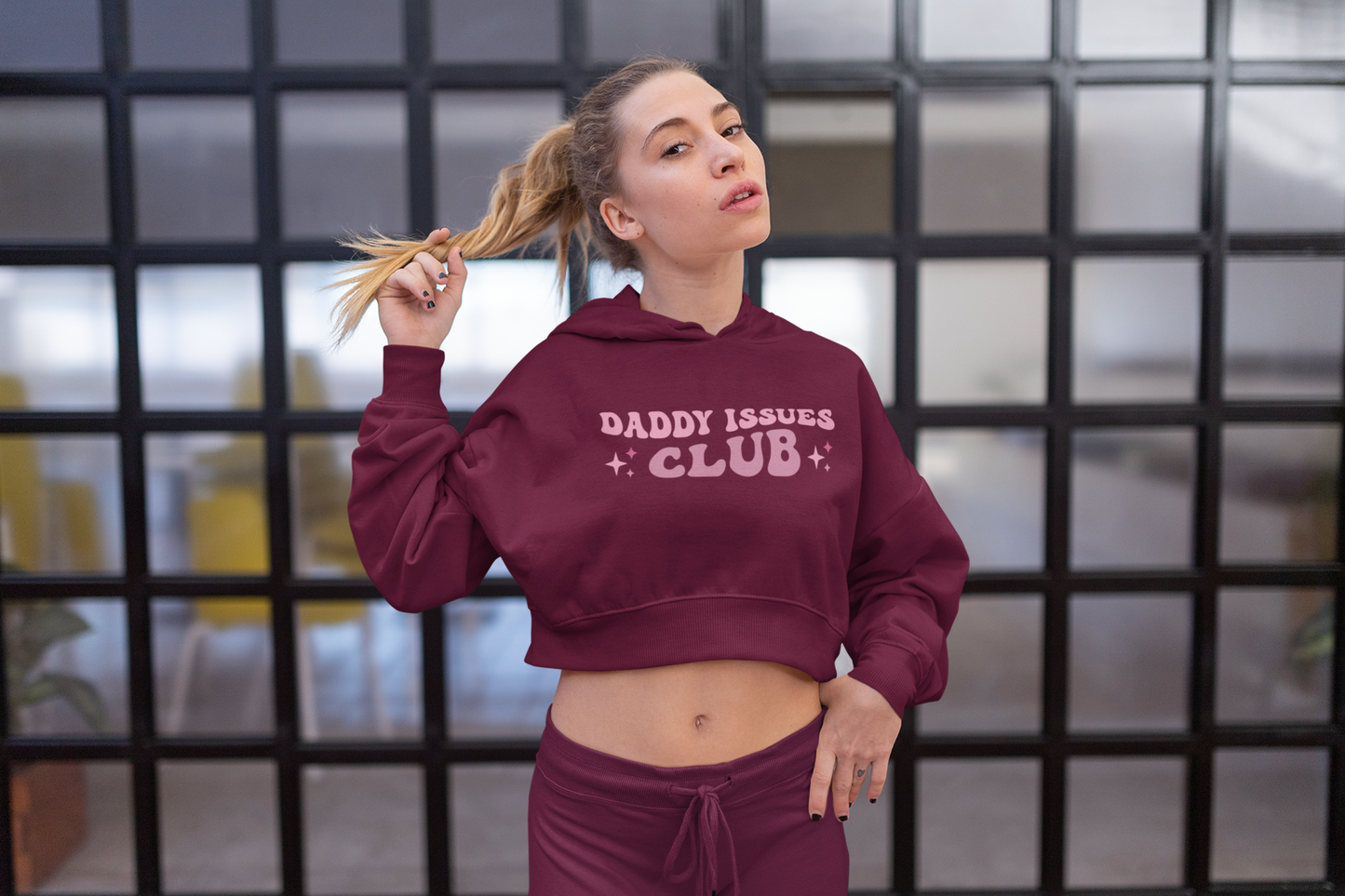 DADDY ISSUES CLUB | Crop Hoodie